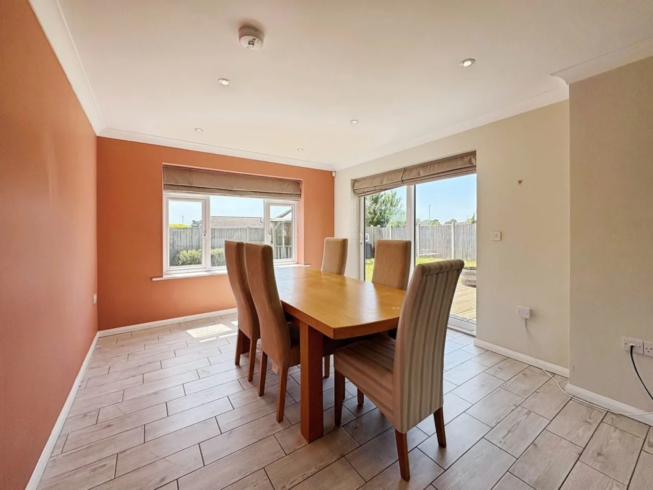 Compton Close, Yeovil, photo 7