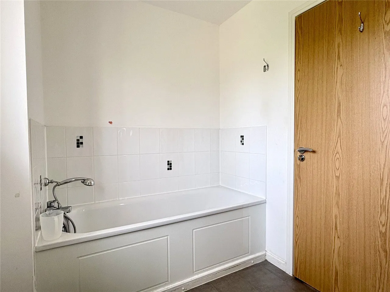 Olive Crescent, Chadderton, OL9, photo 14