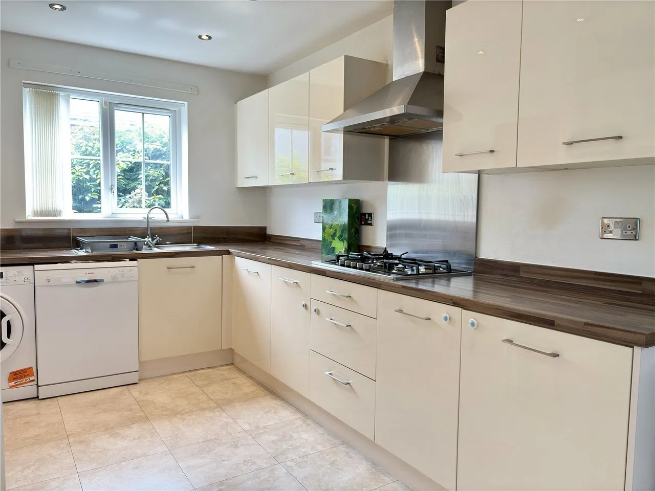 Olive Crescent, Chadderton, OL9, photo 5