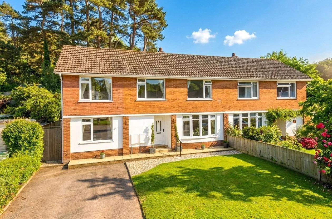 4 bed property for sale, Woolbrook Park, Sidmouth, EX10