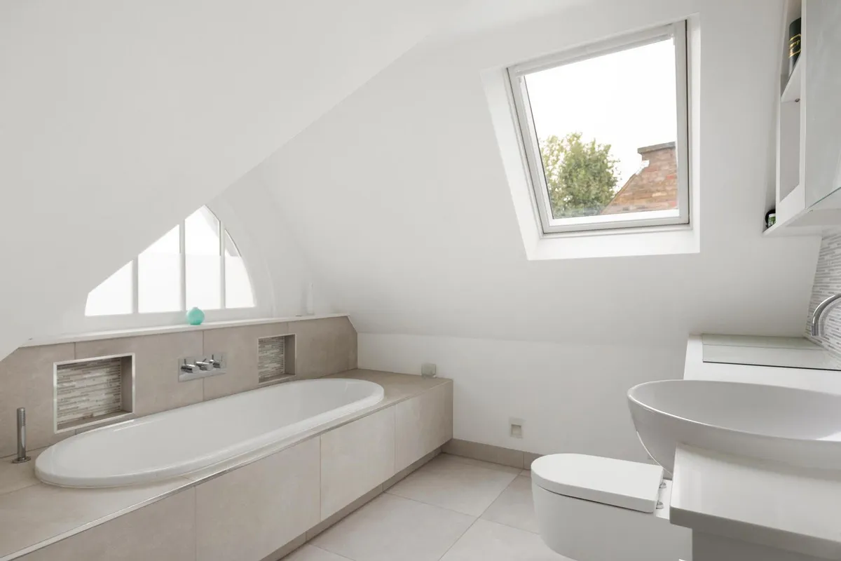 Woodville Road, London, W5, photo 27
