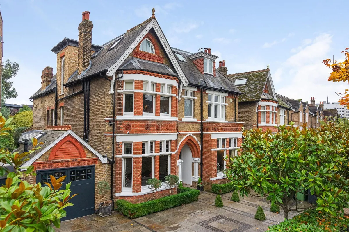 Woodville Road, London, W5, photo 31