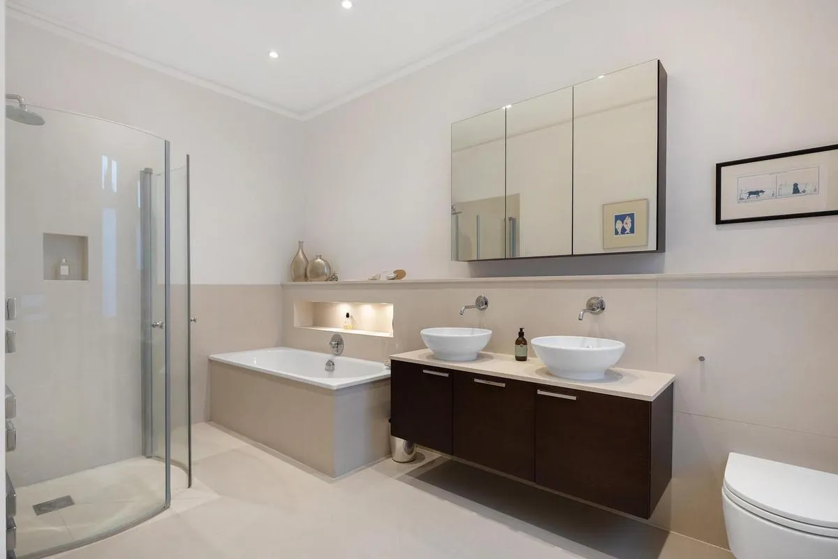 Woodville Road, London, W5, photo 22