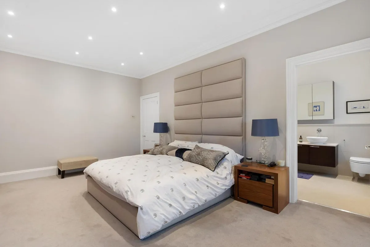 Woodville Road, London, W5, photo 21