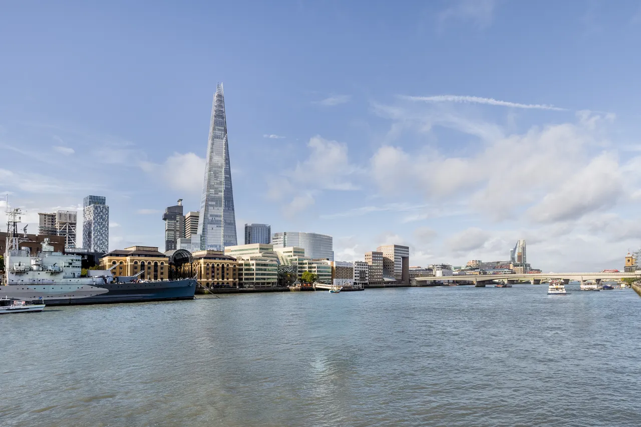 Water Lane, London, EC3R, photo 3