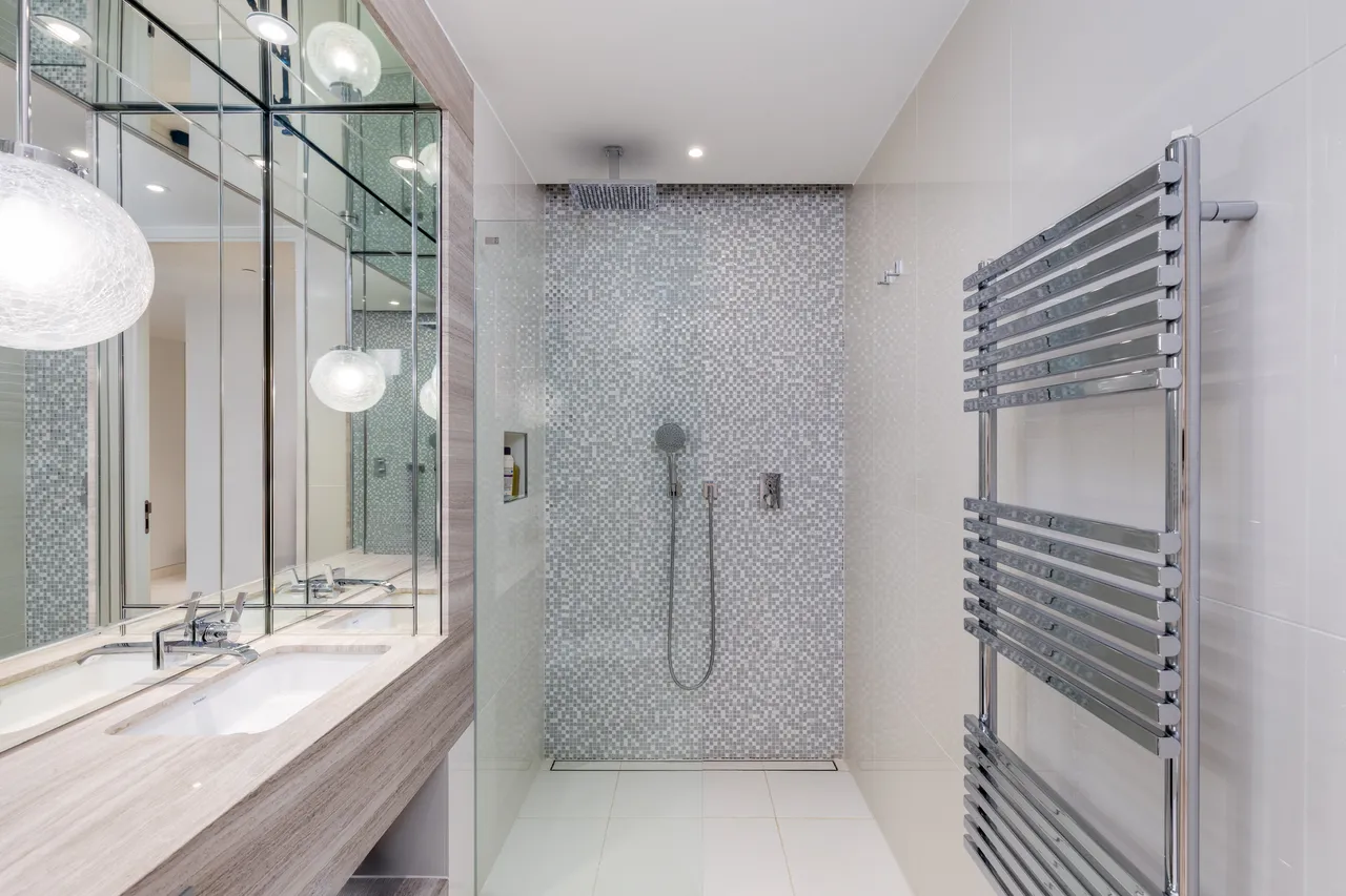 Water Lane, London, EC3R, photo 11