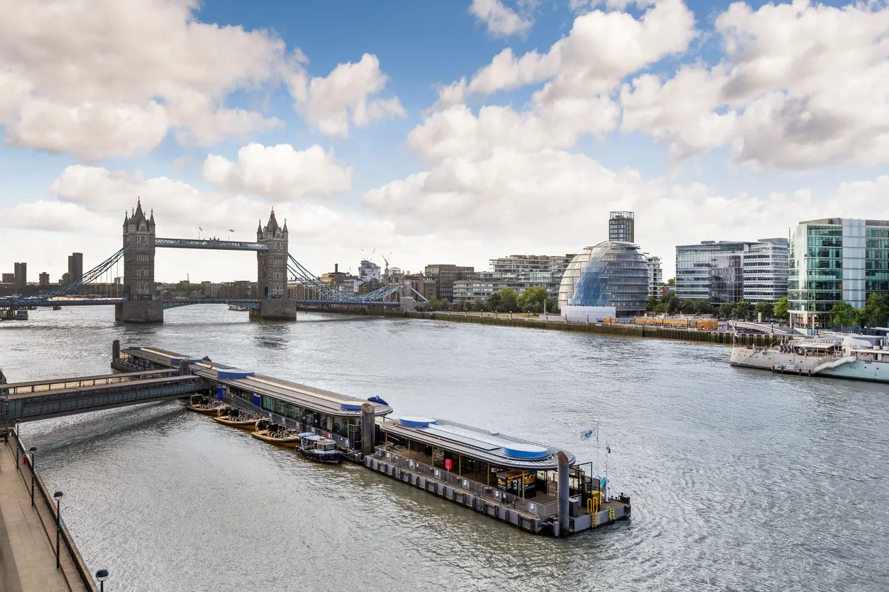 3 bed flat for sale, Water Lane, London, EC3R