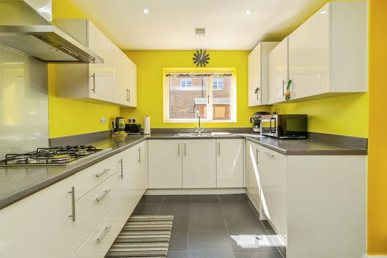 Fen Street, Brooklands, MK10, photo 5