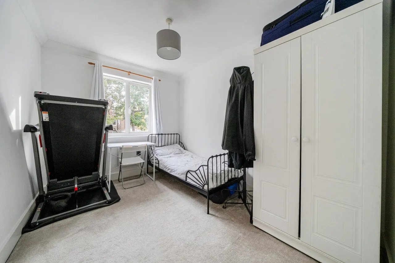 Horn Lane, Acton, W3, photo 13