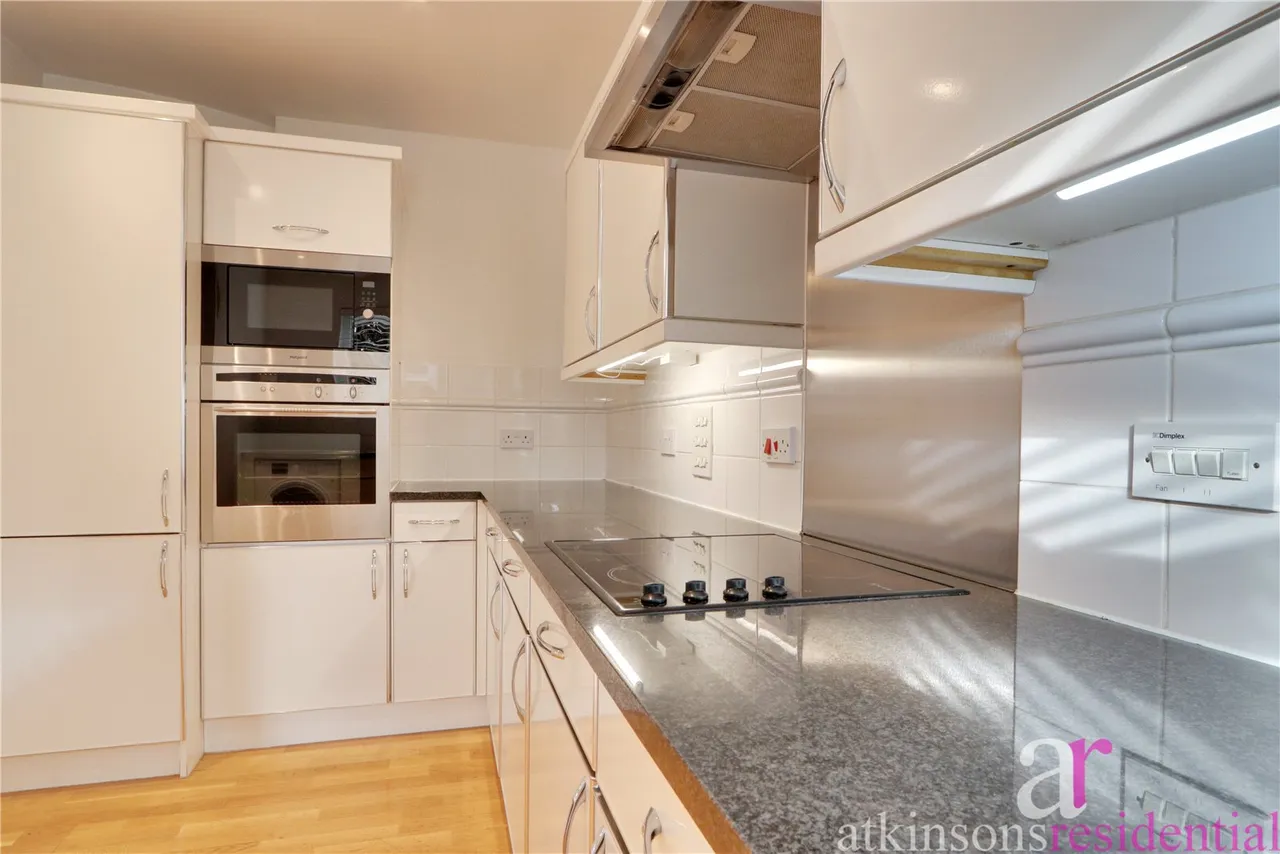 Cockfosters Road, Barnet, Hertfordshire, EN4 0DU, photo 11