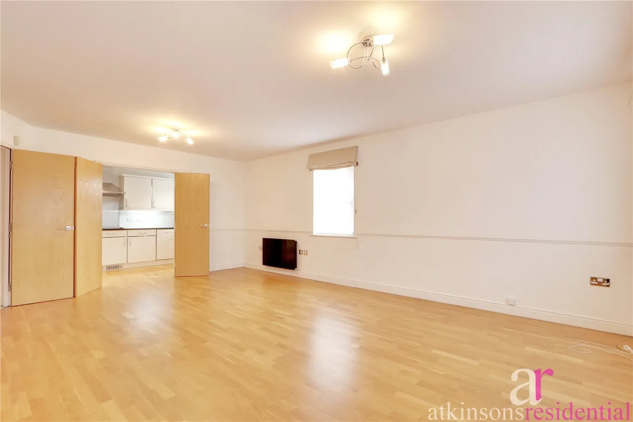 Cockfosters Road, Barnet, Hertfordshire, EN4 0DU, photo 5