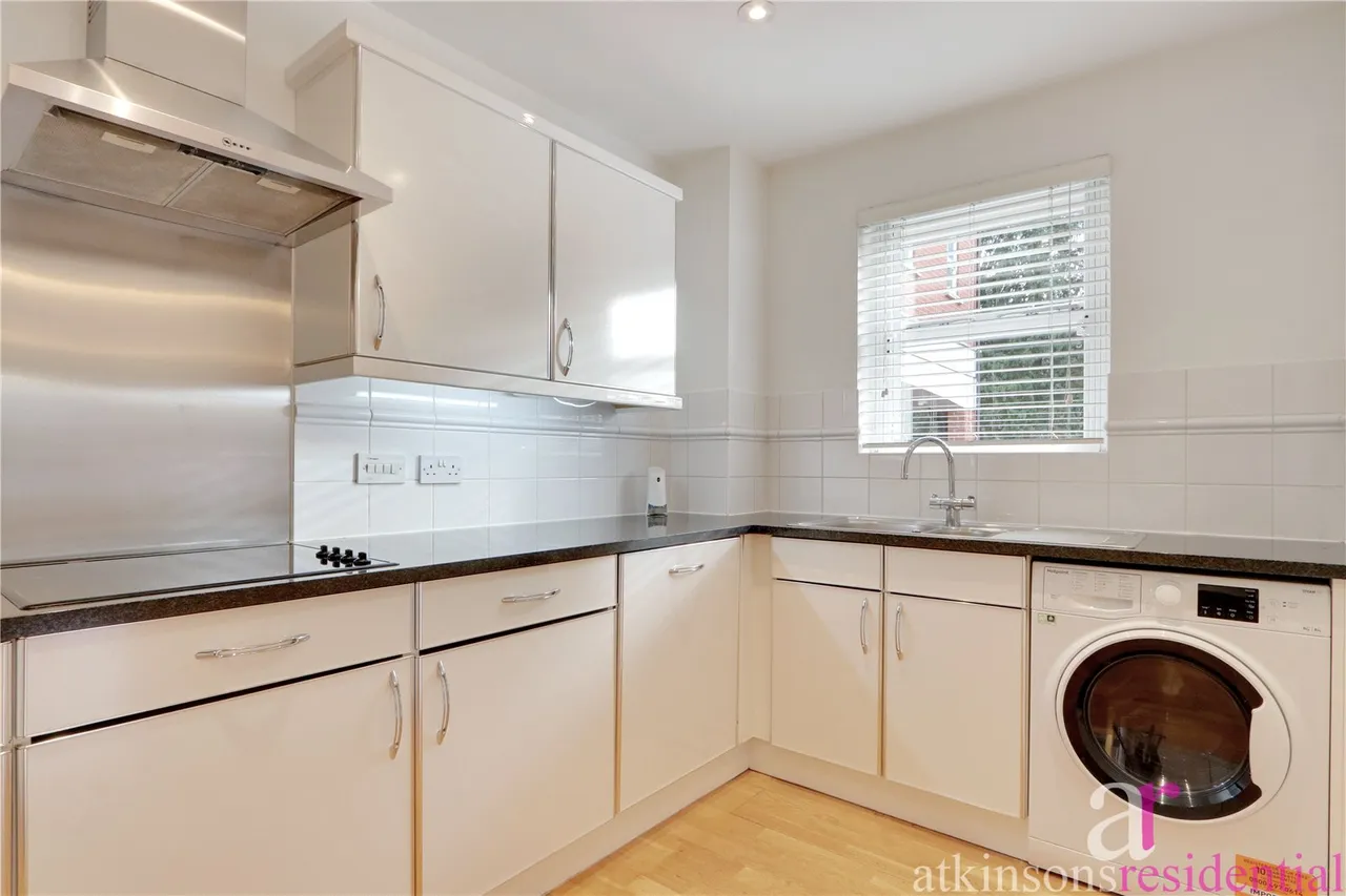 Cockfosters Road, Barnet, Hertfordshire, EN4 0DU, photo 9