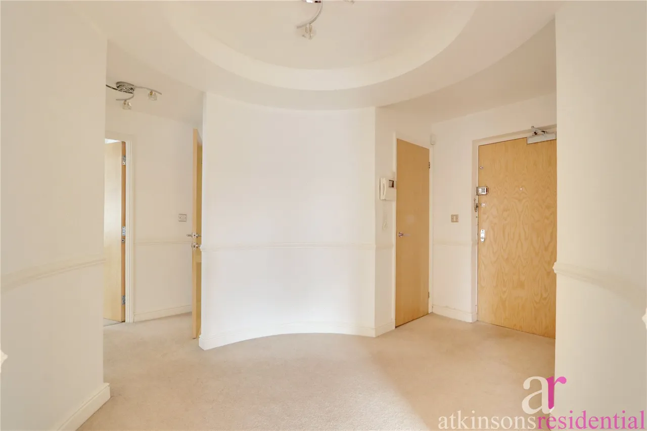 Cockfosters Road, Barnet, Hertfordshire, EN4 0DU, photo 13