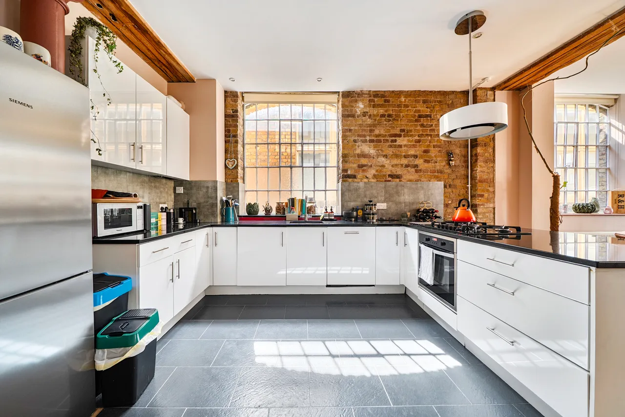 Flat 1, 41 Great Guildford Street, London, photo 9