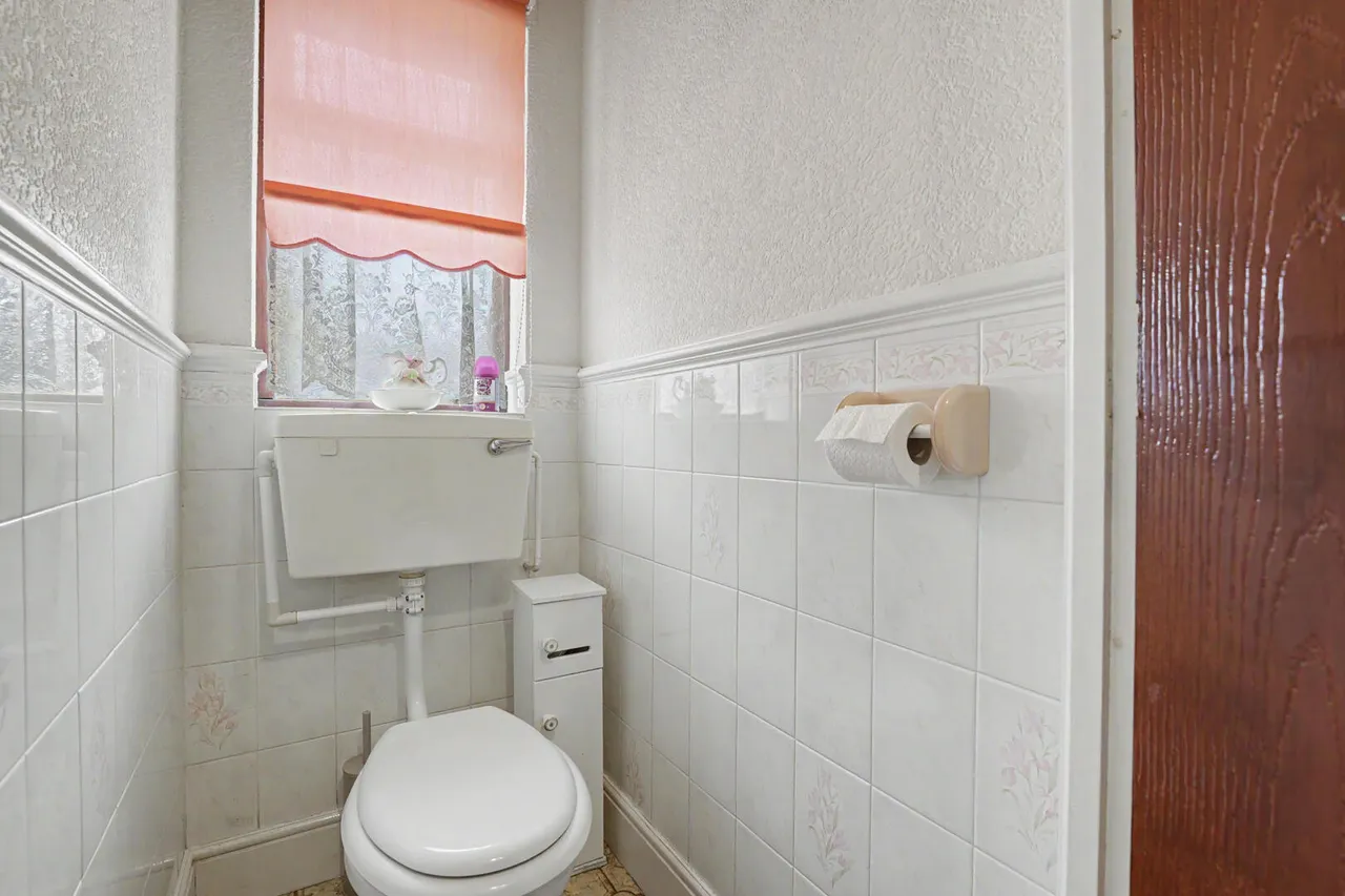 Roedean Avenue, Enfield, EN3, photo 22