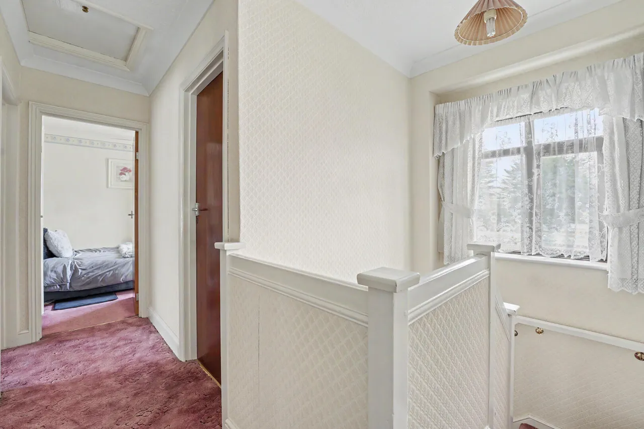 Roedean Avenue, Enfield, EN3, photo 12