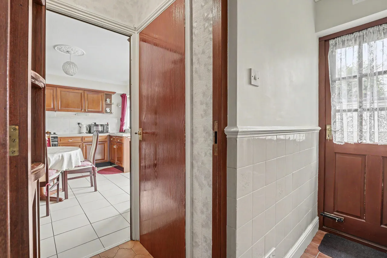 Roedean Avenue, Enfield, EN3, photo 21