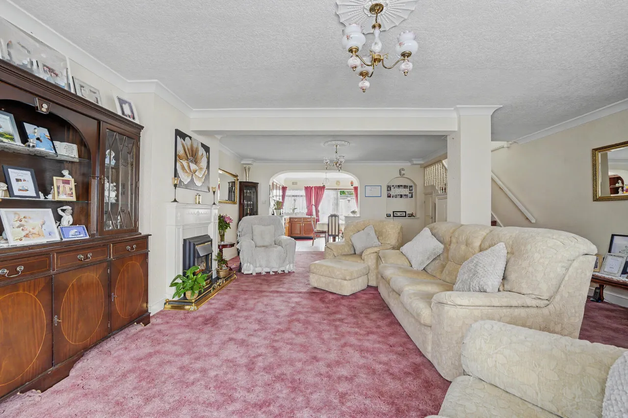 Roedean Avenue, Enfield, EN3, photo 4