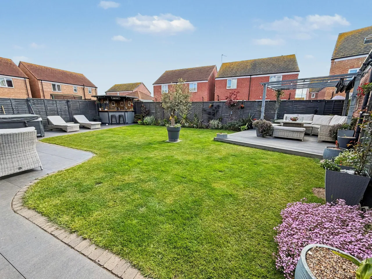 Breeze Close, Bradwell, photo 19