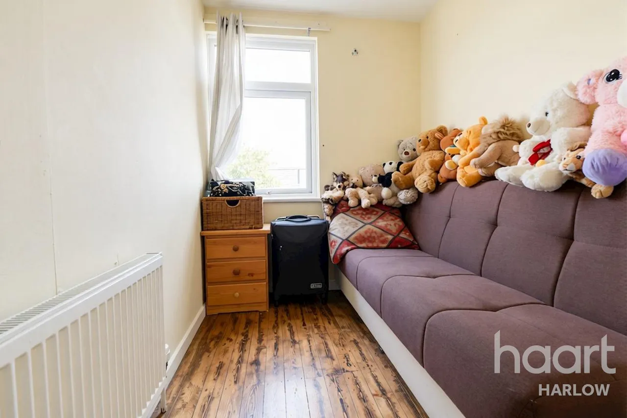 Moorfield, CM18, photo 11