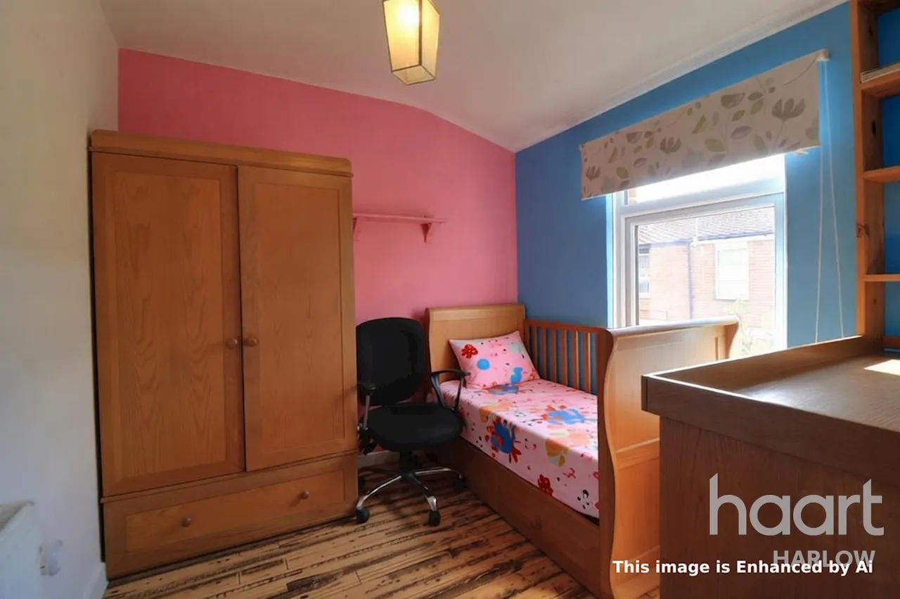 Moorfield, CM18, photo 13
