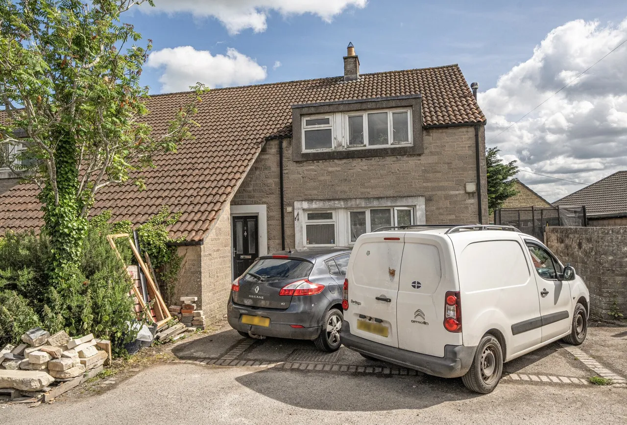 2 bed flat for sale — Charlotte Place, Bath, Tyning Road, BA2 8DB