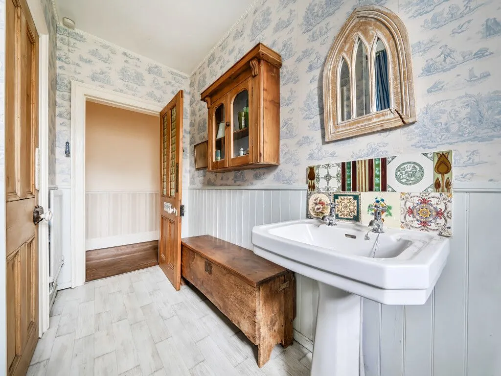 Wakefield Road, Ackworth, WF7, photo 16