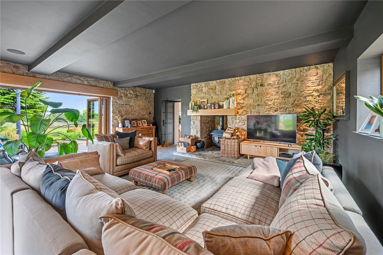 Higher House Lane, Heapey, PR6, photo 5