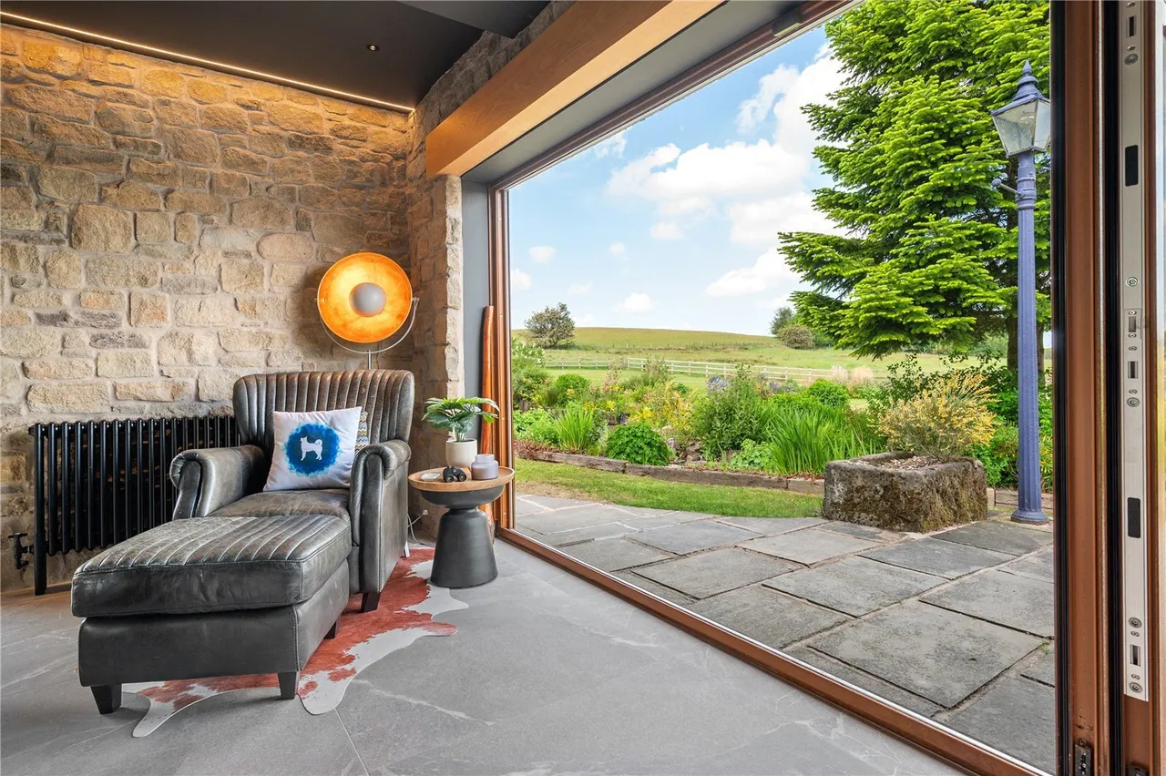 Higher House Lane, Heapey, PR6, photo 6