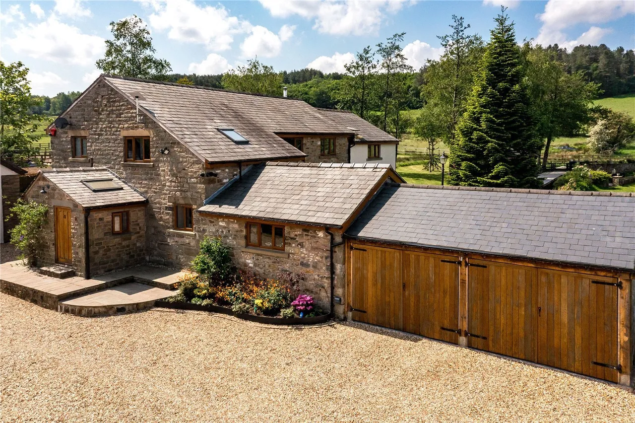 Higher House Lane, Heapey, PR6, photo 4