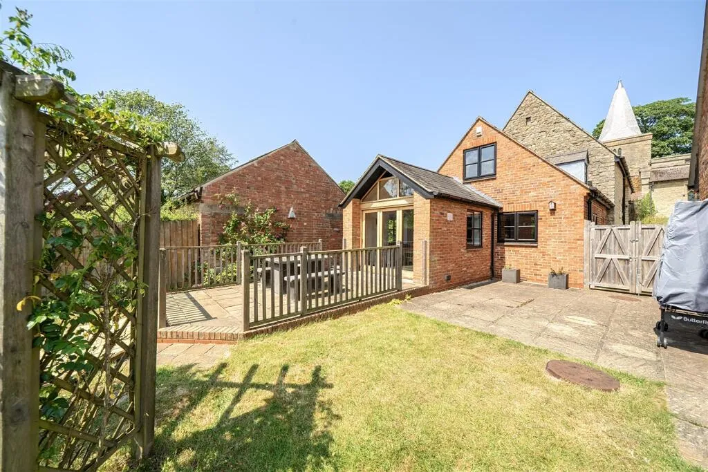 Chapel Lane, Witney, OX29, photo 8