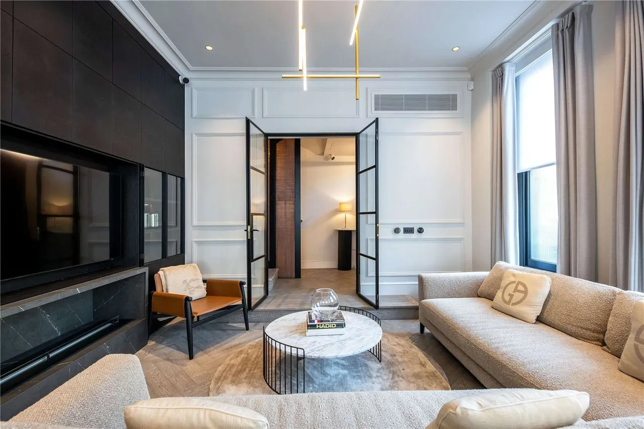 Rochester Row, Westminster, London, SW1P 1JU, photo 3