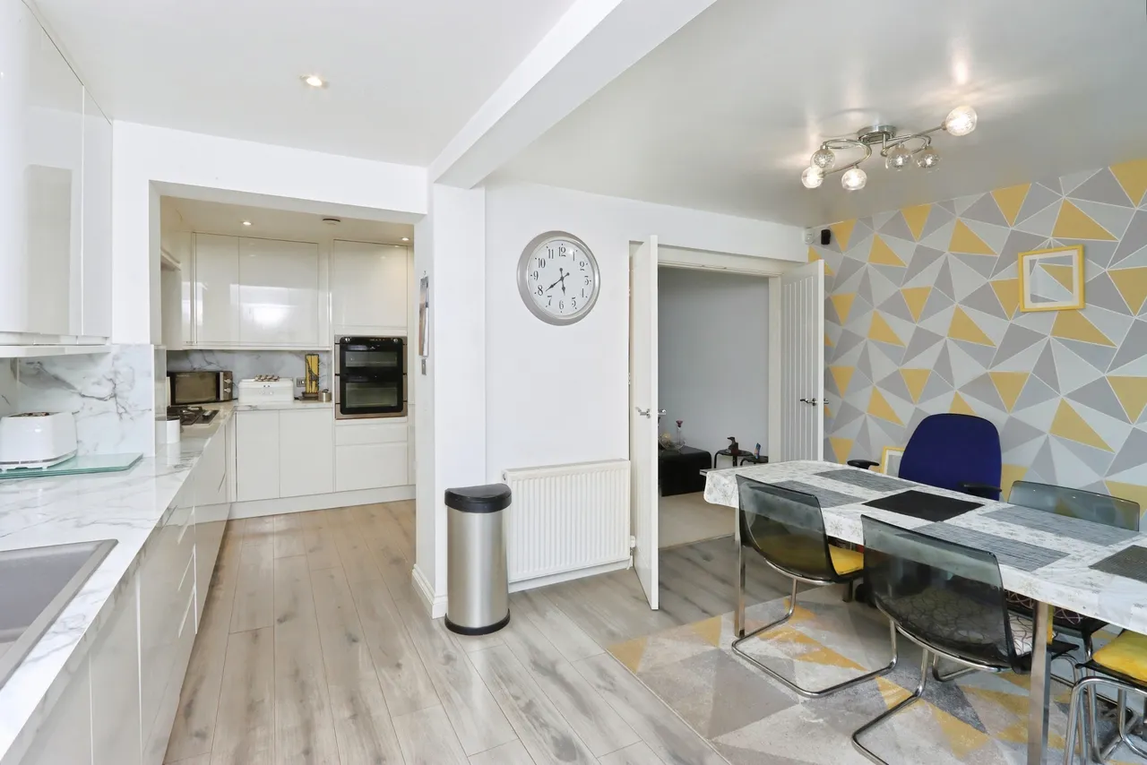 Crispin Drive, Sheffield, S12, photo 12