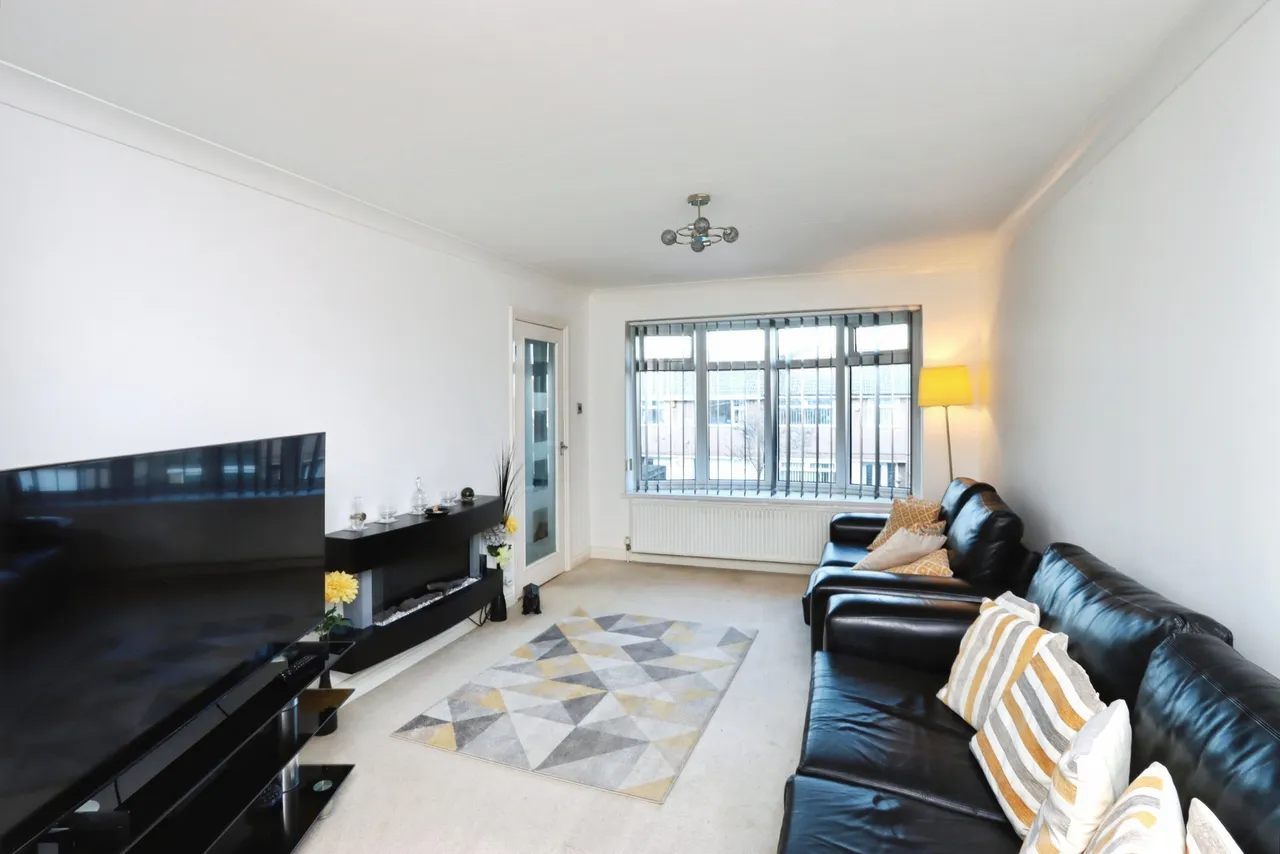 Crispin Drive, Sheffield, S12, photo 13