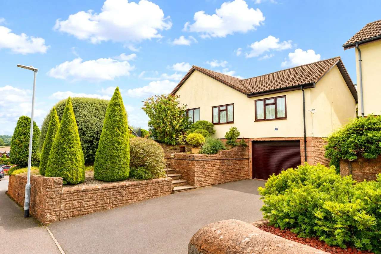 Richard Beadon Close, Wiveliscombe, TA4, photo 2
