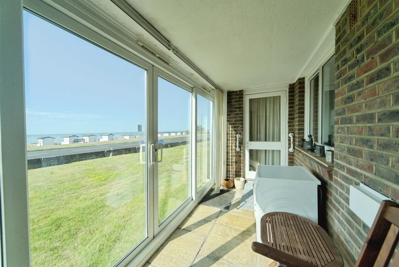De La Warr Parade, Bexhill-On-Sea, TN40, photo 2