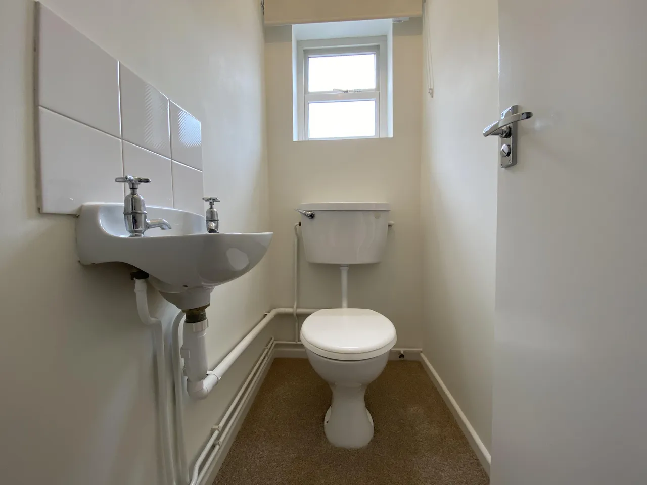 St Wulstan's Crescent, WR5, photo 5