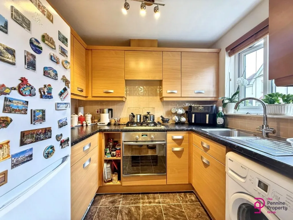 Bittern Croft, Wombwell, S73, photo 2