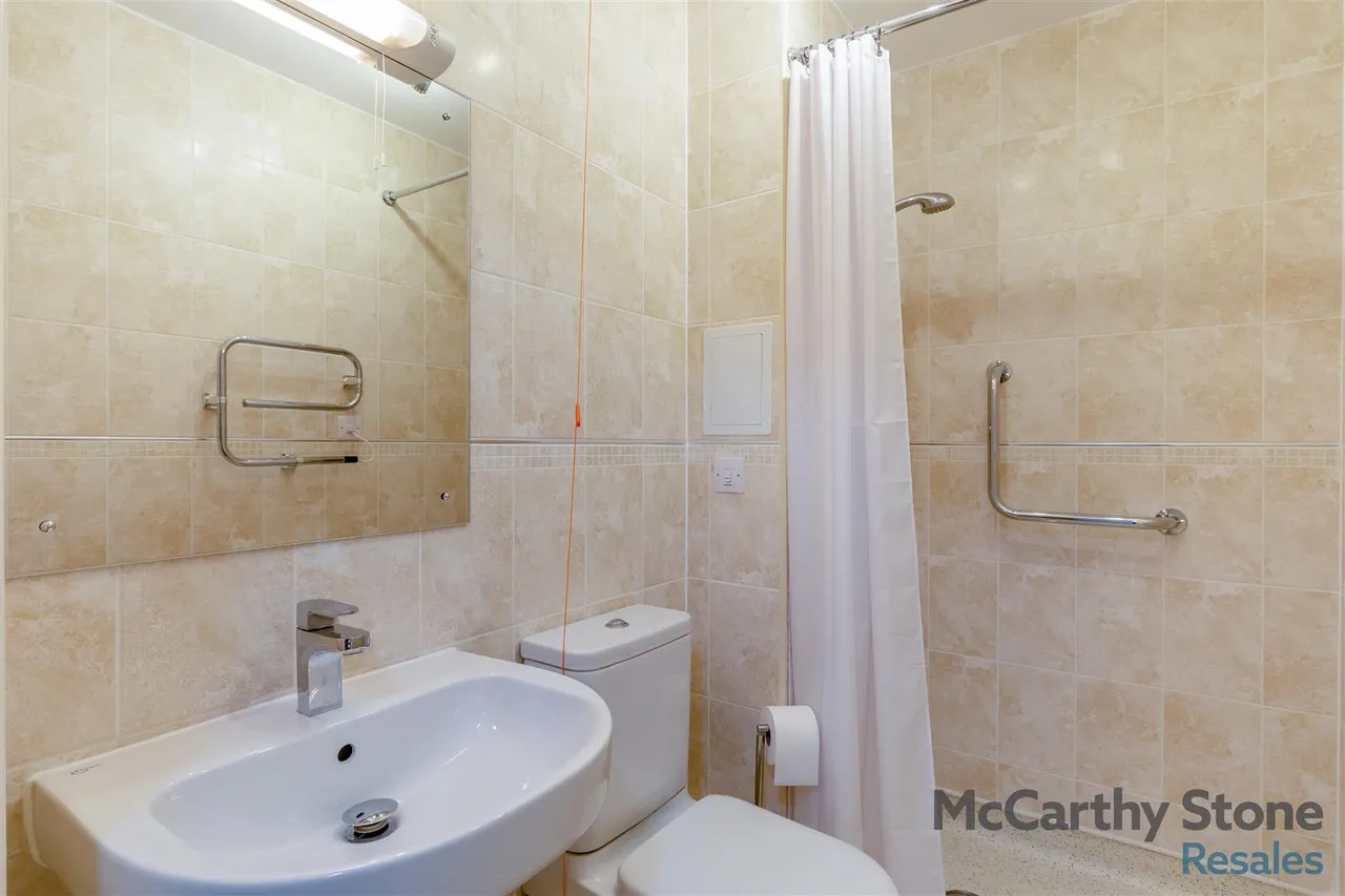Marlborough Road, Cardiff, CF23, photo 13