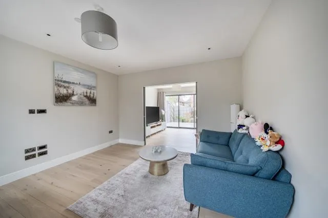 Dollis Avenue, London, N3, photo 5