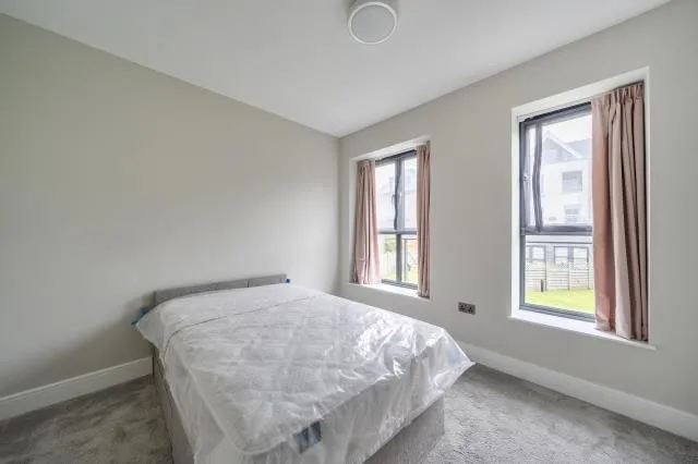 Dollis Avenue, London, N3, photo 15