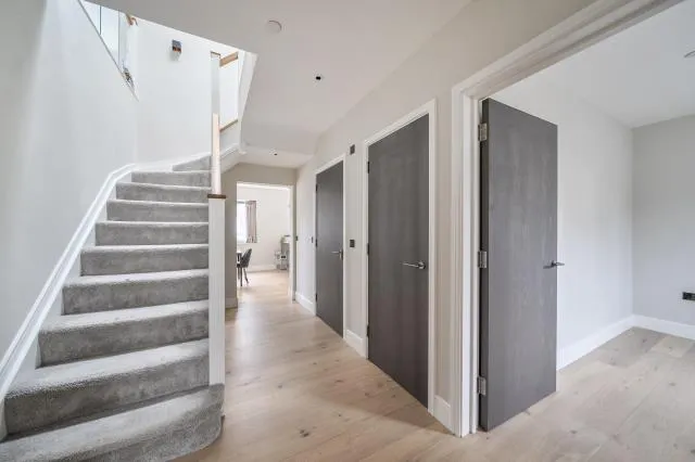 Dollis Avenue, London, N3, photo 11