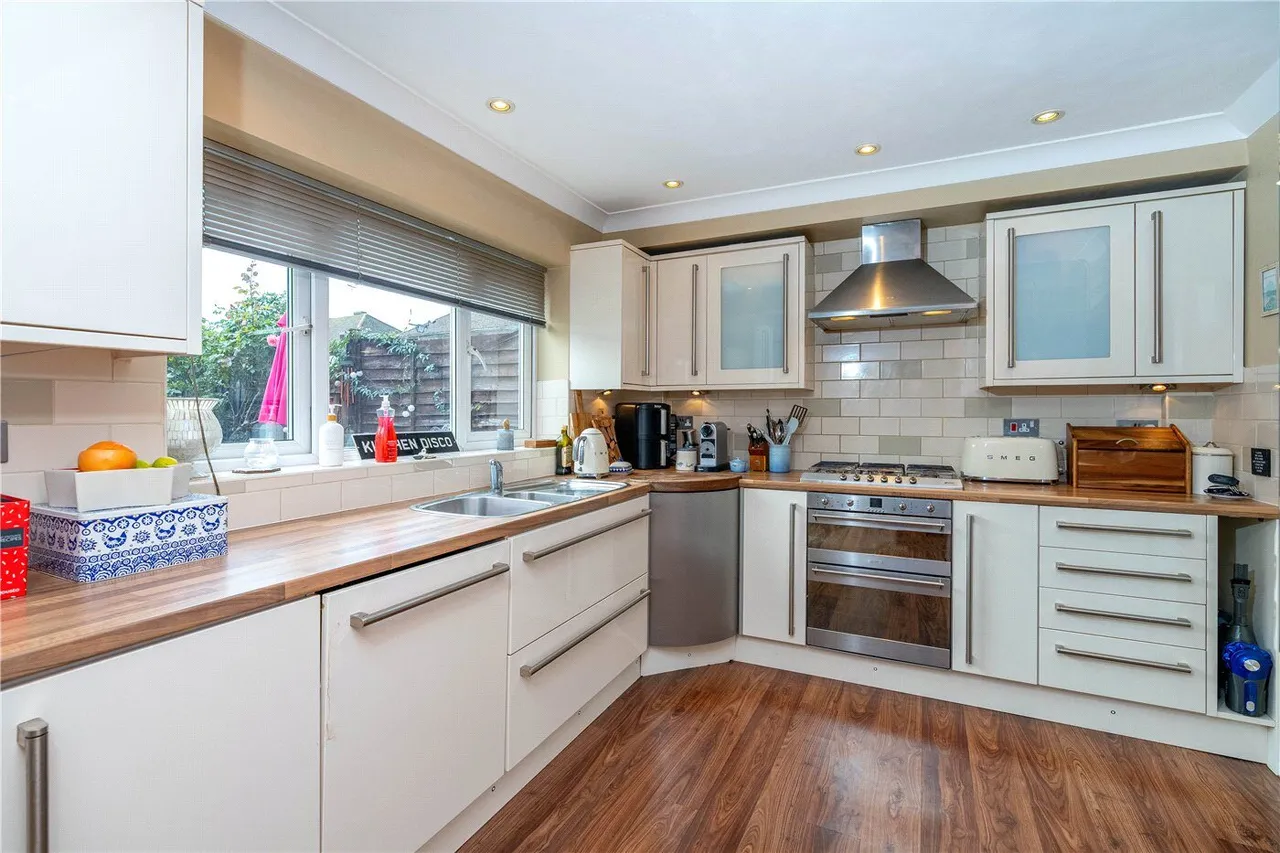 Bristol Avenue, Peterborough, PE4, photo 7