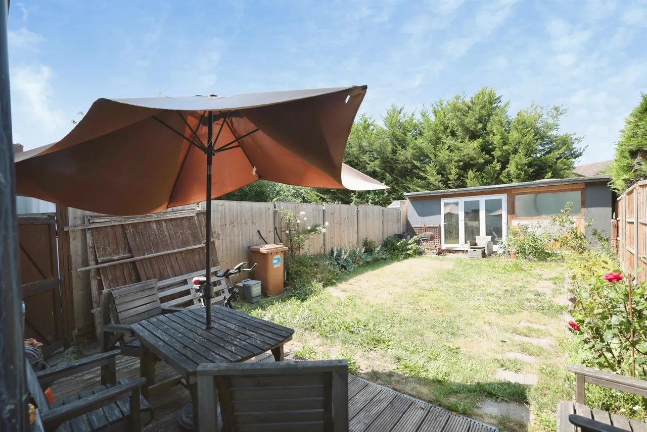 Chilwell Gardens, Watford, WD19, photo 14
