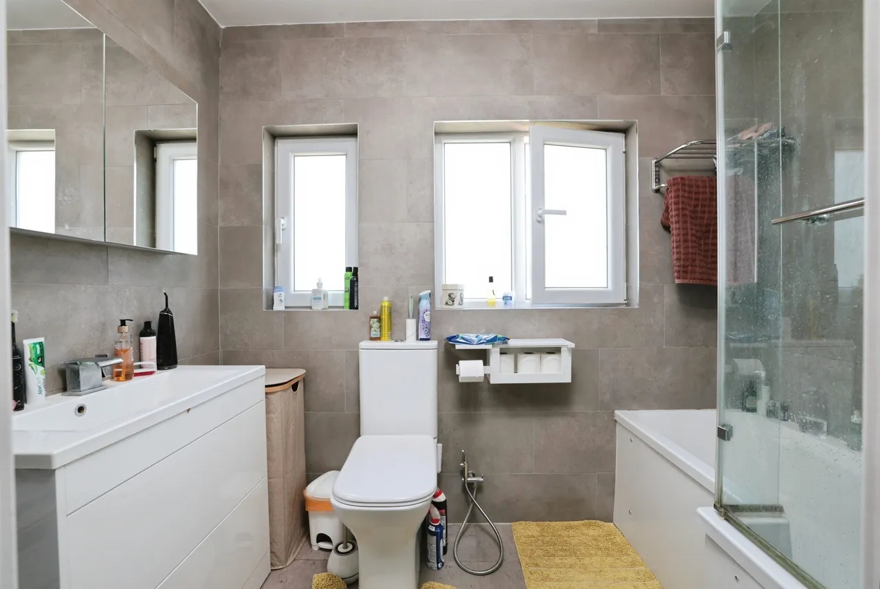 Chilwell Gardens, Watford, WD19, photo 9