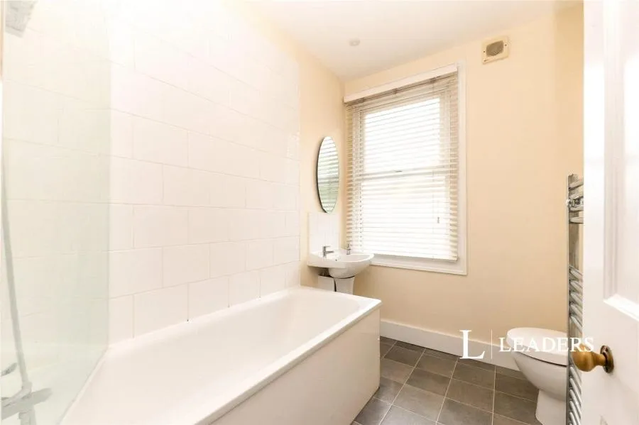 Piper Road, Kingston upon Thames, KT1, photo 10