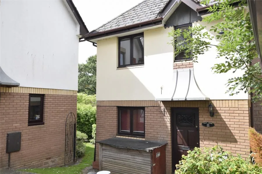 2 bed house to rent, Butlers Walk, St George, BS5