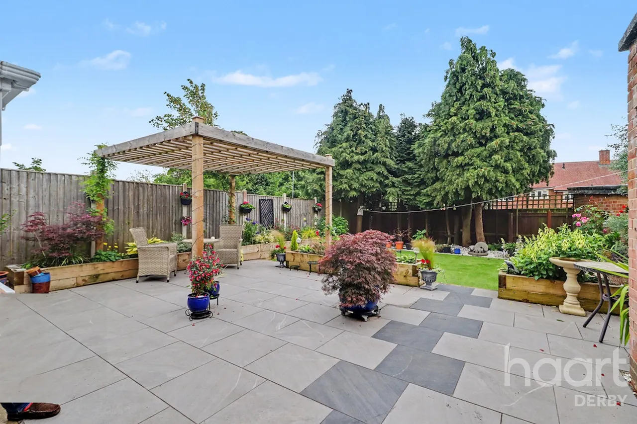 Athlone Close, Chaddesden, DE21, photo 18
