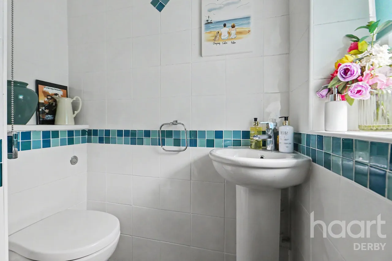 Athlone Close, Chaddesden, DE21, photo 9
