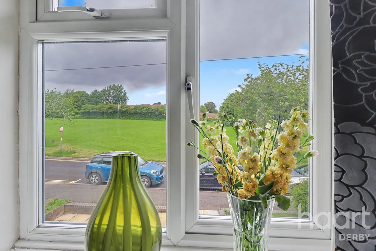 Athlone Close, Chaddesden, DE21, photo 11